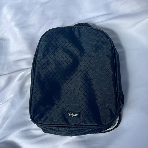 Thirty-one thermal lunch box black. New no tags. Back to school, work, gym - Picture 1 of 5